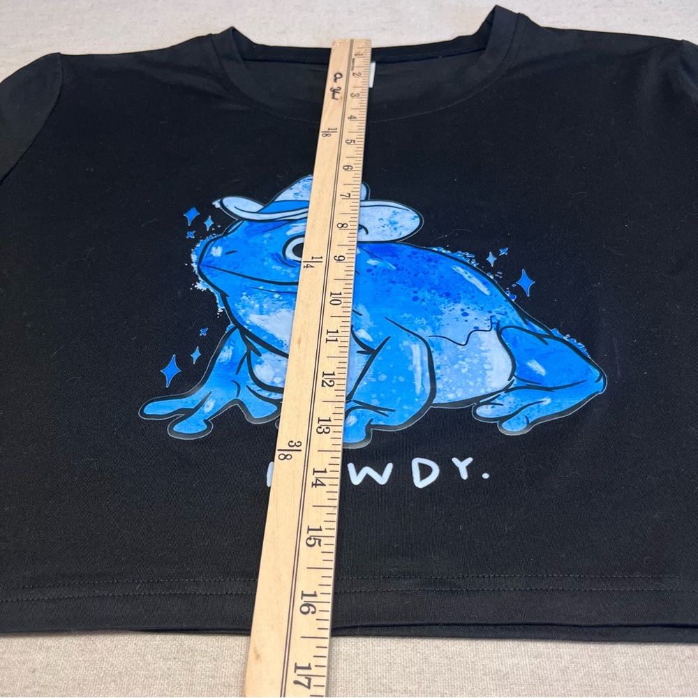 Women's Gentle Cowboy Frog Crop Top - Size Large - Picture 8 of 13